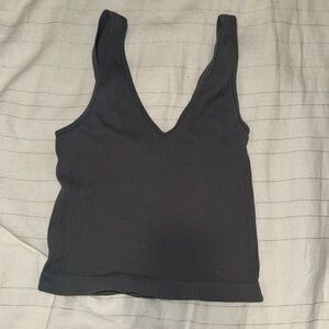 Stretchy crop top